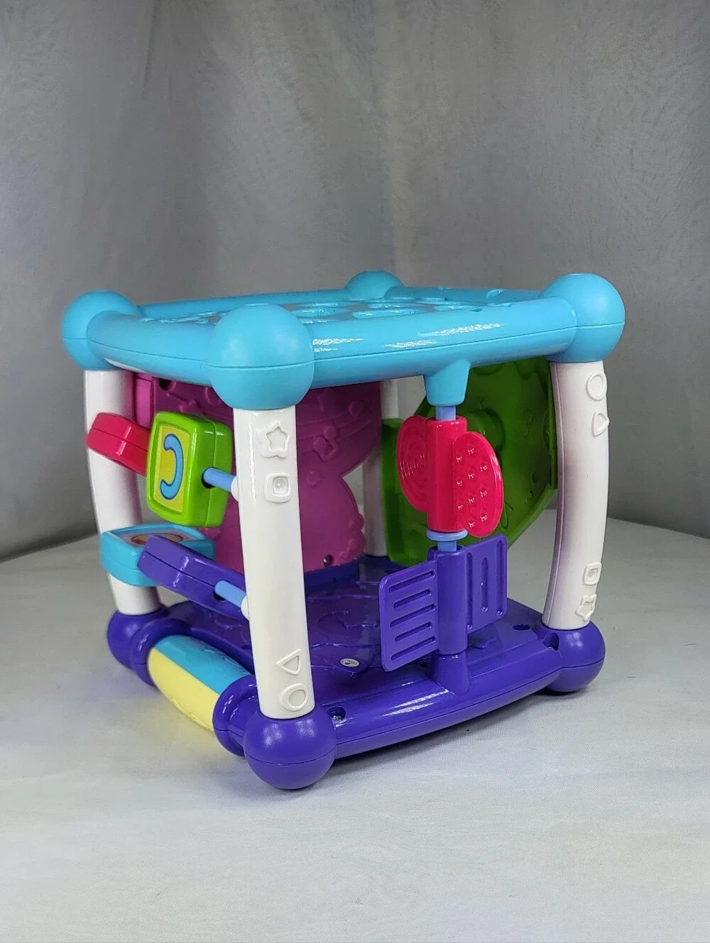 V-Tech Busy Learners Activity Cube - Purple Multi-Activity Learning Toy